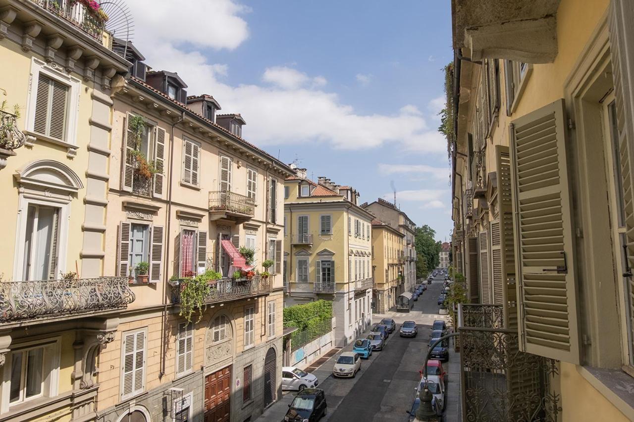 Al N°35 - Una Volta A Torino Luaran gambar
